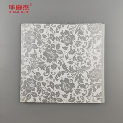 China Warmverkauf Floral Design PVC Wandplatte Country Style Frosted Textur Laminate PVC-Platte Für Wanddekoration zu verkaufen