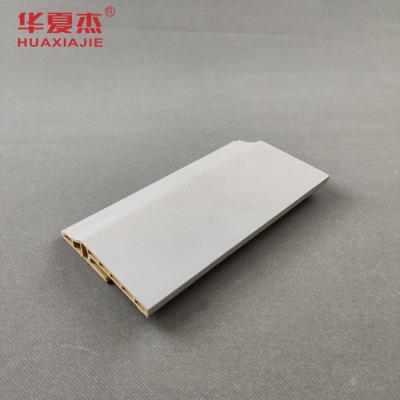 China Hoogwaardig wpc-schuurplank gelamineerd pvc-schuimbasisplank Te koop