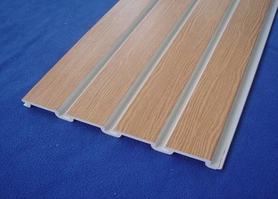 China Ladenbau PVC-Wand-Fassadenelemente, 4x8 PVC Slatwall für Garagen-Wand zu verkaufen