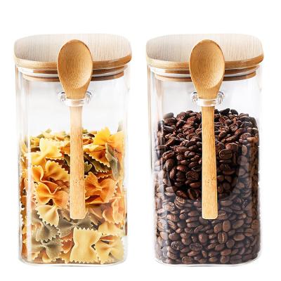 China Eco-friendly Clear Storage Spice Food Borosilicate Glass Freshness Preservation Feature Jar Jar With Spoon for sale