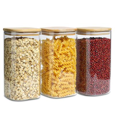 China High Air Tight Freshness Preservation Food Storage Container Borosilicate Glass Food Jar With 6cm Bamboo Diameter for sale