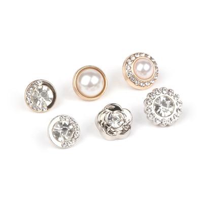 China Custom Gold Silver Color Rhinestone and Pearl Metal Clothing Accessories Shirt Dress Buttons Nickel Free for sale