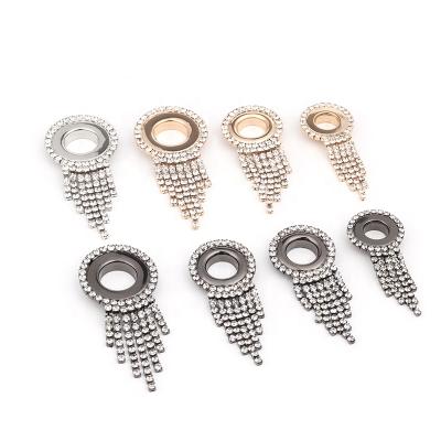 China Custom Made Garment Accessories Gold Round Brass Silver Nickel Free Metal Waist Rhinestone Tassel Dress Eyelets for sale