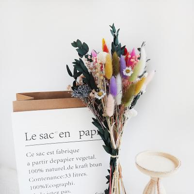 China Contact natural wholesale preserved pampas flower bouquet dried flowers arrangement for sale