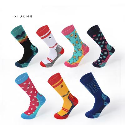 China Fashion Antibacterial Colored Professional Elite OEM Basketball Terry Logo Anti-Slip Compression Socks for sale