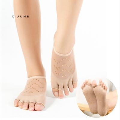 China Antibacterial Pilates Yoga Diamond Net Lace Cut Stockings Hotsale Custom Amazon Logo Pilates Socks Anti Slip for sale