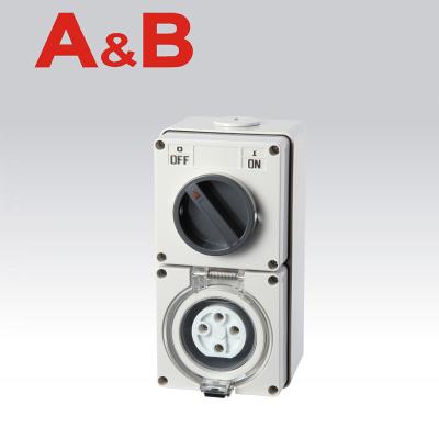 China 3 Phase 4 Industrial Round Combination Switch and Socket/IP 66% for sale