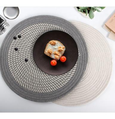 China Sustainable Round Place Mat Woven Cotton With Non Slip Design Heat Resistant Table Mats for sale