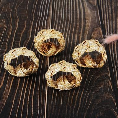 China Viable Factory Hand - Woven Wheat Straw West Restaurant Woven Table Napkin Ring For Wedding Outdoor Home Decoration for sale