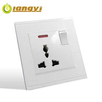 Chine 3 Pin Switched Socket With Neon Light Asia Africa Middle East Standard Good Quality Multi Function 3 Pin Wall Electric Switch Socket With Neon Light à vendre