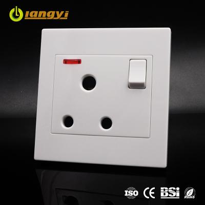 China Best Selling Electrical Products 15A Residential / General Purpose Round Pin Wall Switch Socket Te koop