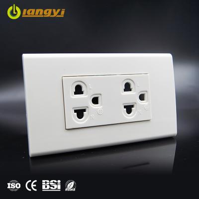 中国 Durable Hot Selling Power Universal Electrical Sockets And Outlets 240V 15A Wall Outlet 販売のため