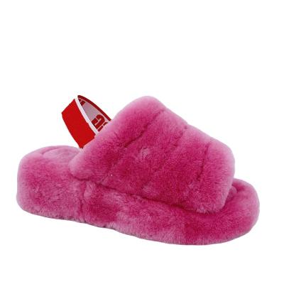 China Indoor Outdoor High Quality Colorful Sheepskin Crossbody Slippers Cute Fur Slippers Winter Fashion Comfort Soft Shoe Slippers for sale