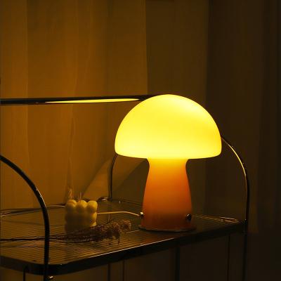 China Modern Home Lamp Children's Mushroom Zero Touch Decoration Office Bedroom Bedside Table Lamp for sale