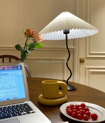 China New Modern Hot Sale Table Night Light Christmas Designer E27 Bulb Coffee Table Lamps for sale