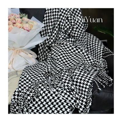 China Keep Warm 100% Acrylic Woven Blanket Sofa Tapestry Custom Design Throw Blanket PY00190 for sale