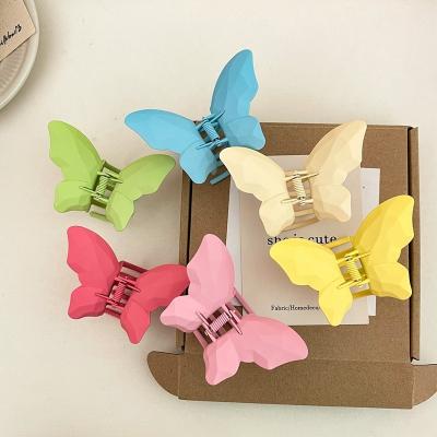 China 2022 New Fashion Metal Paint Butterfly Hair Claw Clips Ponytail Clip Shark Clips for sale