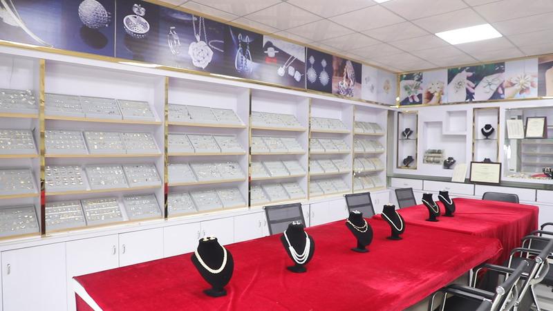 Verified China supplier - Dongguan City Changan Yuncheng Jewelry Factory