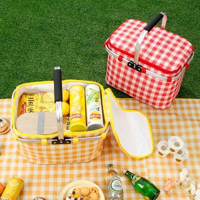 China CLASSIC 2022 Runhui popular green leaves stock picnic basket high quality with holder foldable small picnic basket with large capacity for sale