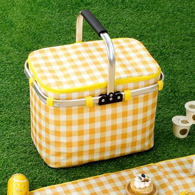 China CLASSIC 2022 Runhui hot yellow popular stock picnic basket high quality with holder foldable small picnic basket with large capacity for sale