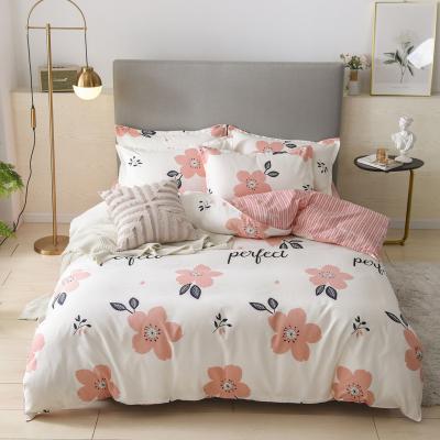 China China Supplier 3/4 Pcs Flower Pattern Light Weight Microfiber Polyester Breathable Bedding Sets for sale