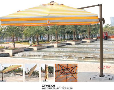 China Durable Outdoor Garden Parasol Beach Umbrella Sets With Tassels Furniture Wholesale for sale