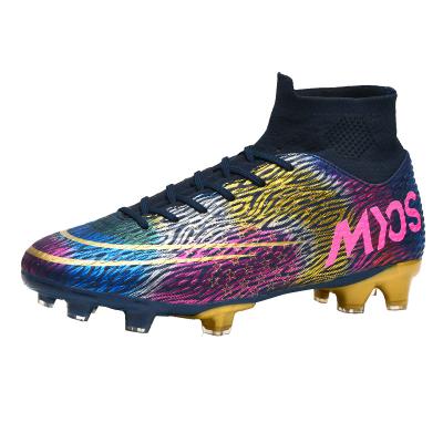 China Fashionable Style Rubber Soccer Shoes Football Boots Best Selling Soccer Shoes De Futbol Socks Cleats Training for sale