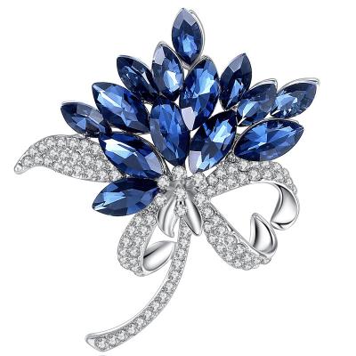 China Blue Floral Brooch Floral ALLOY Mother Flower Corsage Chest Ornament Wedding Ceremony Entrance Ceremony for sale