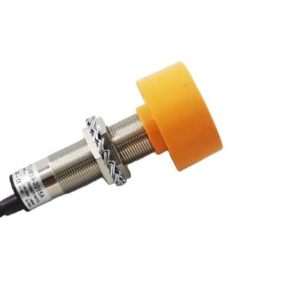 China AC NO+NC LM39-2015C Proximity Sensor 15mm Detection Distance Proximity Switch for sale