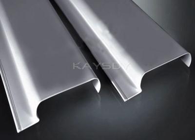 Cina Il soffitto sospeso dell'assicella del metallo, metal i soffitti lineare 100 * 3000, 300 * 3000mm in vendita