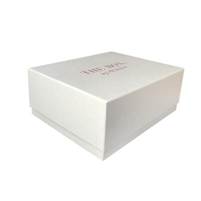 China Recyclable Custom Logo White Top Bottom Paper Gift Box For Hat Packaging for sale