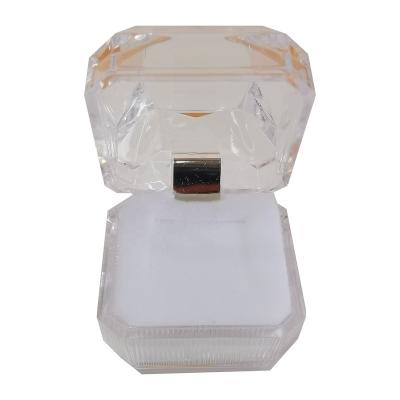 China Small Durable Crystal Clear Ring Packaging Box Jewelry Box Cute Ring Display Case for sale