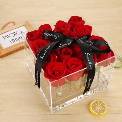 China Recyclable Custom Made Relatively Small Roses Flower Clear Plexiglass Acrylic Gift Boxes for sale