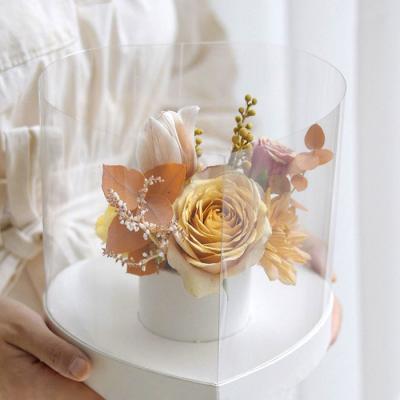 China Recyclable Luxury Heart Flower Box Custom Acrylic Box Preserved Acrylic Flowers Box Dry Flowers for sale