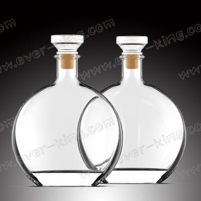 China De Cognac van ISO9001 500ml Flint Glass Liquor Bottles For Te koop