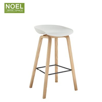 China New Design Factory Wholesale Price Cooling Wooden Restaurant Dining Chair for sale