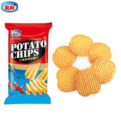 China Natural Halal Meat Puffed Snack Fried Crispy Spicy Potato Chips for sale