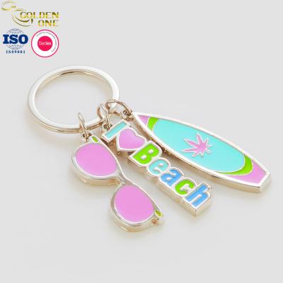 Κίνα Hot Sale Product Sea Surfboard Funny volleyball Tennis Venice Meyrtle Beach Soft Enamel Metal Gift Keychain προς πώληση