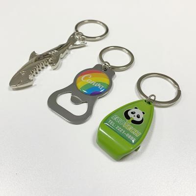 China Bierkneipe-Schlüssel Ring Aluminum Embossing Bottle Opener personifizierte Schlüsselkette zu verkaufen