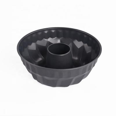 China Sustainable 10 Inch Custom Kitchen Tools Oven Molds Nonstick Carbon SteelCake Fluted Tube Pumpkin Shaped Donut Bundt Pan Bakeware for sale