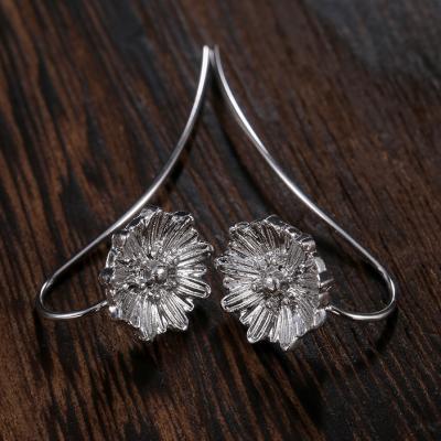 China CAOSHI Design Romantic Sweet Jewelry Tail Long Lady Women Silver Lovely Little Daisy Long Earrings Flower Stud Earrings Girls for sale