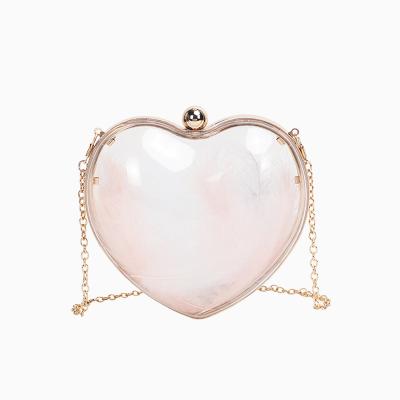 China 2021 high quality new fashion small heart peach version Korean chain shoulder evening clutch bag for sale