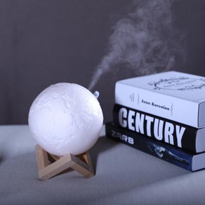 China 3D Moon Lamp Light Diffuser Aroma Essential Oil Diffuser USB 880ML Humidifier Aroma Diffuser New for sale