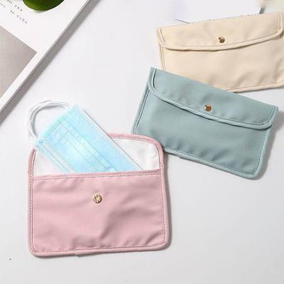 China New Viable Custom Portable Face Mask Organizer Makeup Brush Storage Bag for sale