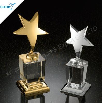 China Europe Unique Award Metal Star With Crystal Base Trophy For Events for sale