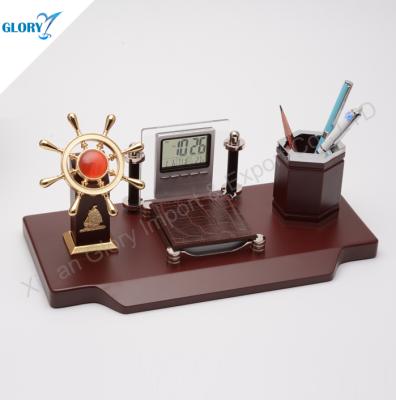 China Europe Gift Items Wooden Pen Holder Wooden Desk Business Gift for sale