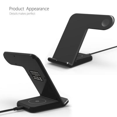 China Conveient Hot Sale 15W Safe Fast Charging Qi Certified 3 in 1 Wireless Charger Stand Folding Charging Station Dock for iPhone 12 13 Max Pro for sale