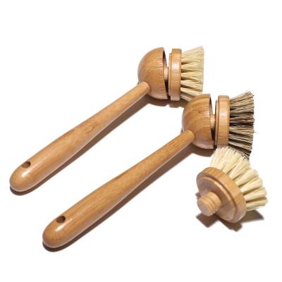 China Sisal Cleaning Brushes Durable Recyclable Wooden Long Handle For Washing Bottles Kitchen Coconut Fiber Wood Bamboo Scrub Brush Play Brush for sale