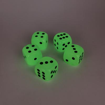 China 14mm Acrylic Acrylic 16mm Glowing in Dark White Dies with Dot Round Corner with Velvet Bag Custom Board Game Dies for sale