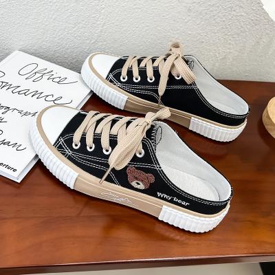 China Factory direct wholesale fashion trend bear canvas shoes summer new fashion trend student canvas shoes for sale